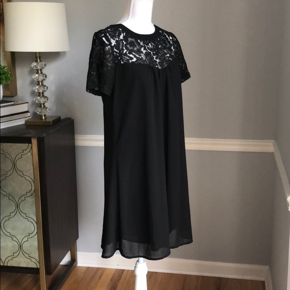 Black lace cocktail dress